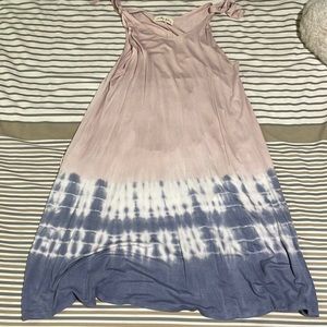 Soft dress with tied straps sleeveless